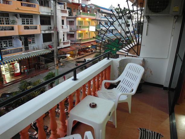 Imagen de la habitación del Hotel Oyo 963 Sunshine Guesthouse. Foto 12