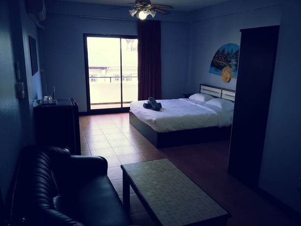 Imagen de la habitación del Hotel Oyo 963 Sunshine Guesthouse. Foto 16