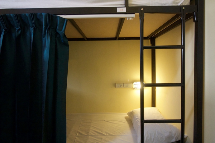 Imagen de la habitación del Hotel Oyo 965 Art Sanamchai. Foto 10