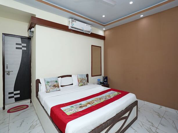 Imagen de la habitación del Hotel Oyo 9658 Madhuram. Foto 4