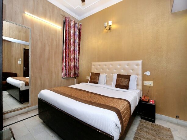Imagen de la habitación del Hotel Oyo 966 Sallow International. Foto 16