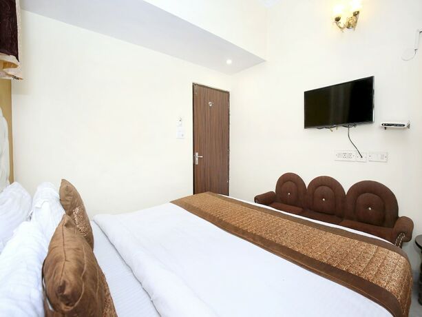 Imagen de la habitación del Hotel Oyo 966 Sallow International. Foto 18