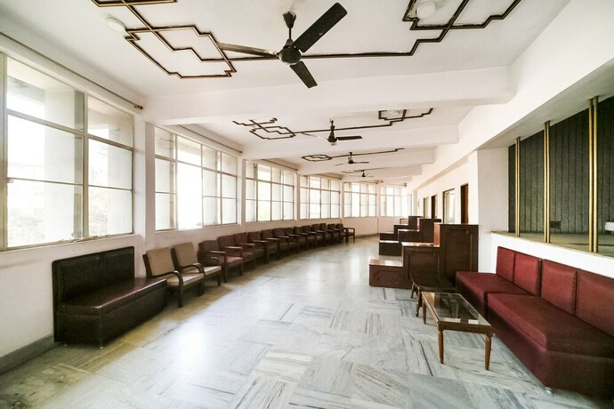Imagen de los interiores del Hotel Oyo 9747 Utsav. Foto 18