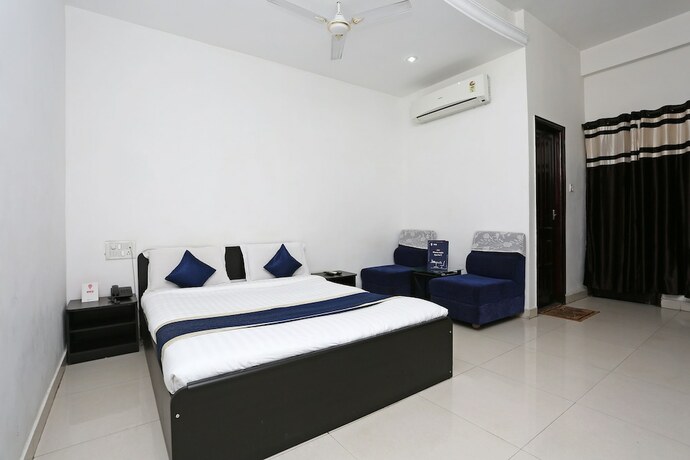 Imagen de la habitación del Hotel Oyo 9856 Mp Inn. Foto 6
