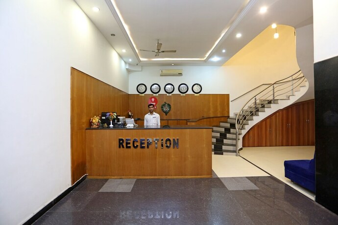 Imagen de los interiores del Hotel Oyo 9856 Mp Inn. Foto 18