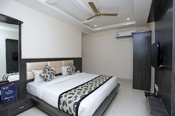 Imagen de la habitación del Hotel Oyo 9919 Nandgiri Palace. Foto 3