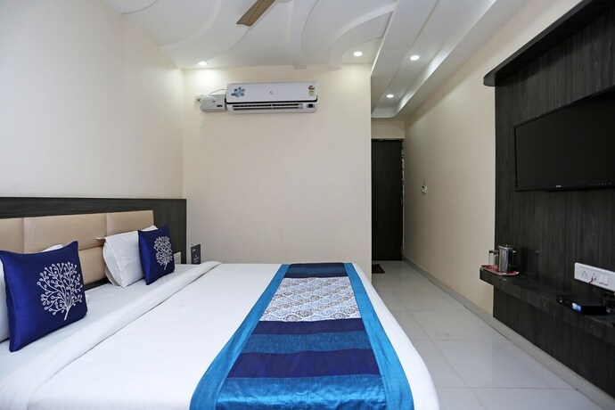 Imagen de la habitación del Hotel Oyo 9919 Nandgiri Palace. Foto 12