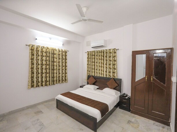 Imagen general del Hotel Oyo 9971 Royal T. Foto 1