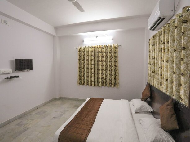 Imagen de la habitación del Hotel Oyo 9971 Royal T. Foto 8
