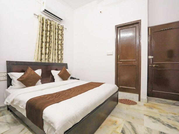 Imagen de la habitación del Hotel Oyo 9971 Royal T. Foto 10