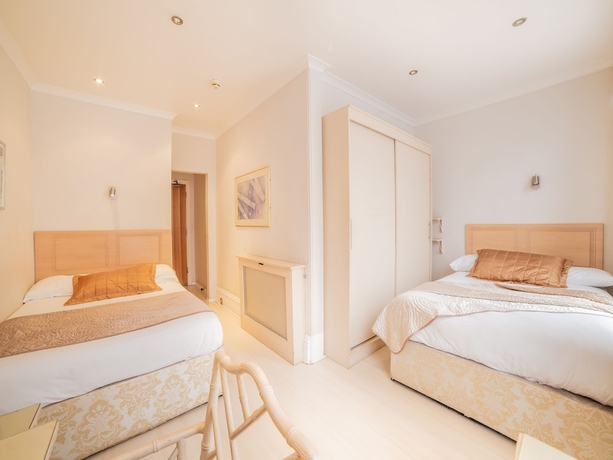 Imagen de la habitación del Hotel Oyo Amsterdam. Foto 6