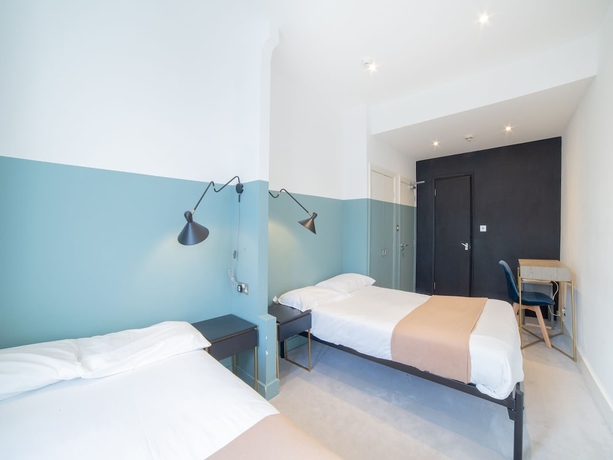 Imagen de la habitación del Hotel Oyo Amsterdam. Foto 15