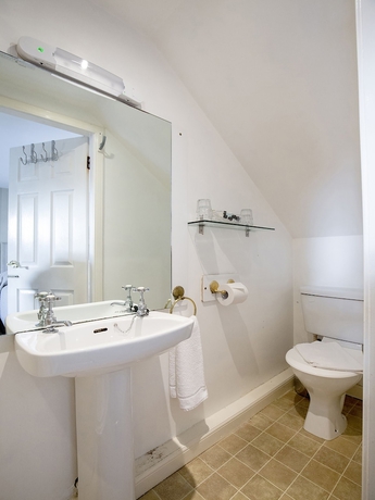 Imagen de la habitación del Hotel Oyo Arden Guest House, Craigmillar Castle Edinburgh. Foto 15