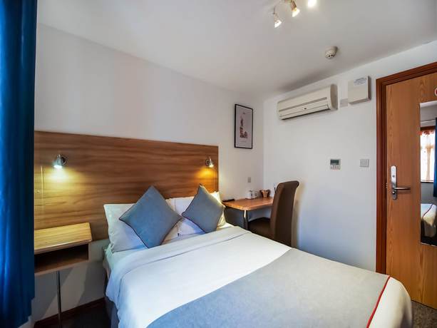 Imagen de la habitación del Hotel Oyo Arinza , London Ilford. Foto 13