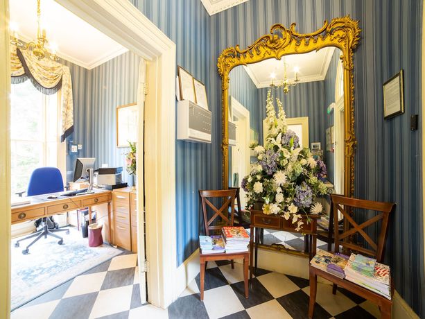 Imagen de los interiores del Hotel Oyo Bailbrook Lodge, Bath. Foto 19