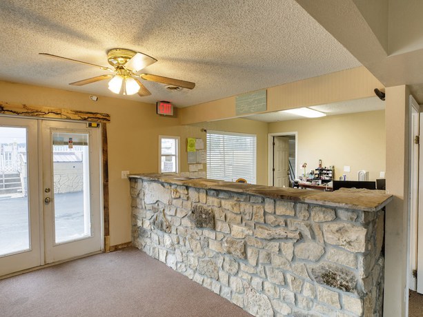 Imagen de los interiores del Hotel Oyo Branson Mo-165. Foto 16