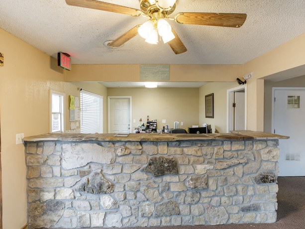 Imagen de los interiores del Hotel Oyo Branson Mo-165. Foto 17