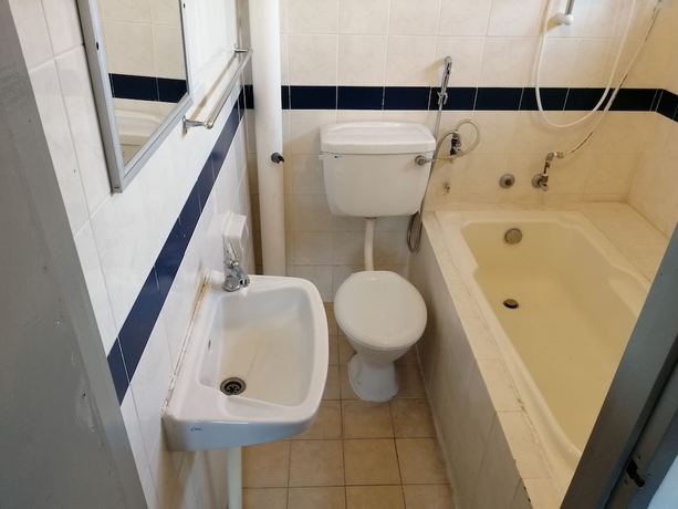 Imagen de la habitación del Hotel Oyo Capital O 89876 Safari. Foto 9