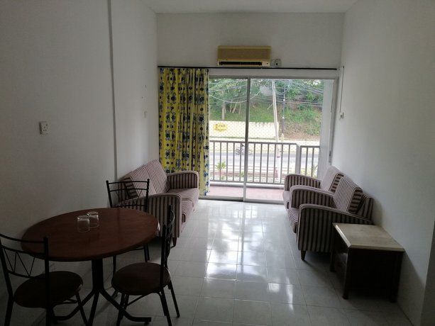 Imagen de la habitación del Hotel Oyo Capital O 89876 Safari. Foto 12