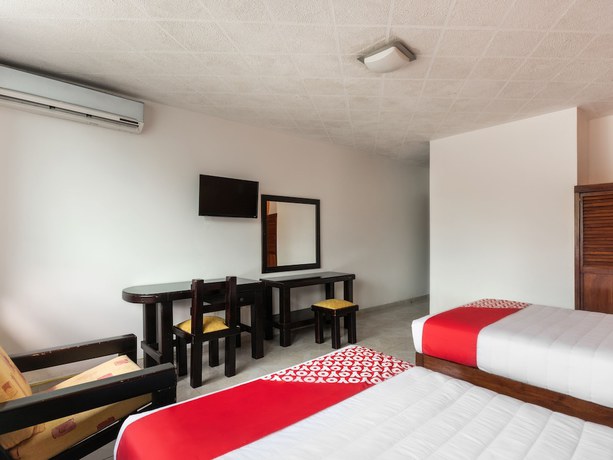 Imagen de la habitación del Hotel Oyo Casa Blanca. Foto 15