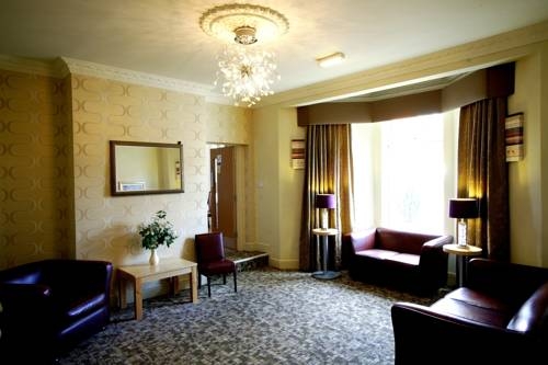 Imagen general del Hotel Oyo Dene. Foto 4