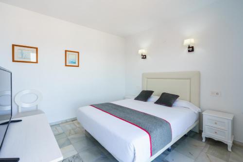 Imagen general del Hotel Oyo El Ancla. Foto 5