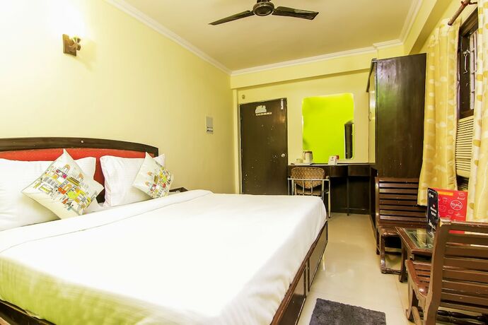 Imagen de la habitación del Hotel Oyo Flagship 118 Atithi Satkar Dashashwmedh. Foto 19