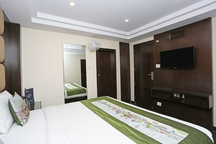 Imagen de la habitación del Hotel Oyo Flagship 22444 Shiwalik Regency Mall Road. Foto 3