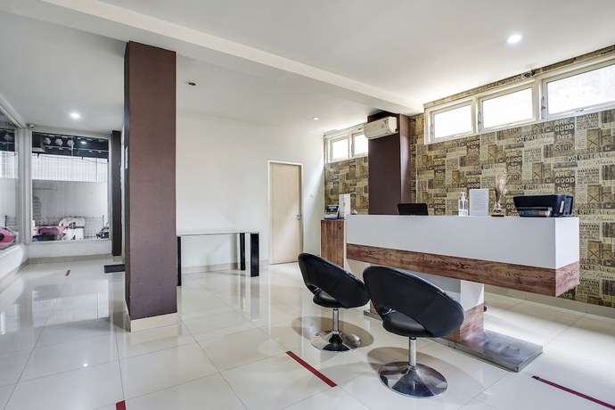 Imagen de los interiores del Hotel Oyo Flagship 91130 99 Lodaya. Foto 20