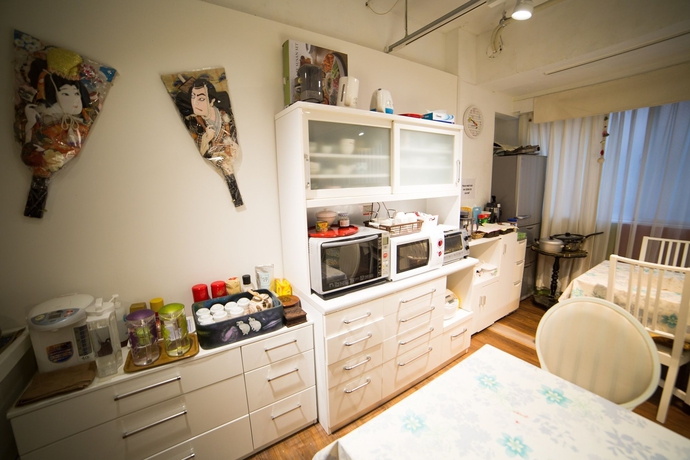 Imagen del bar/restaurante del Hotel Oyo Hikari House. Foto 8