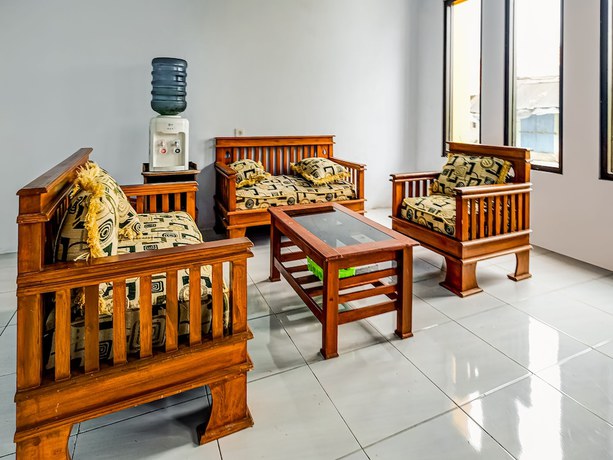Imagen de los interiores del Hotel Oyo Homes 91067 Desa Wisata Santanamekar. Foto 18