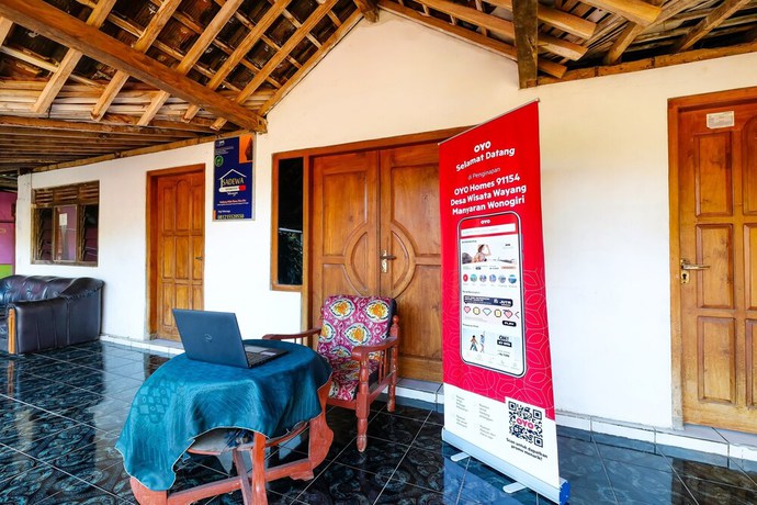 Imagen de los interiores del Hotel Oyo Homes 91154 Desa Wisata Wayang Manyaran Wonogiri. Foto 15