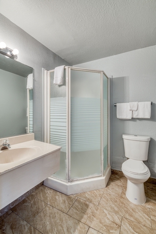 Imagen de la habitación del Hotel Oyo Houston Southwest I-69. Foto 12