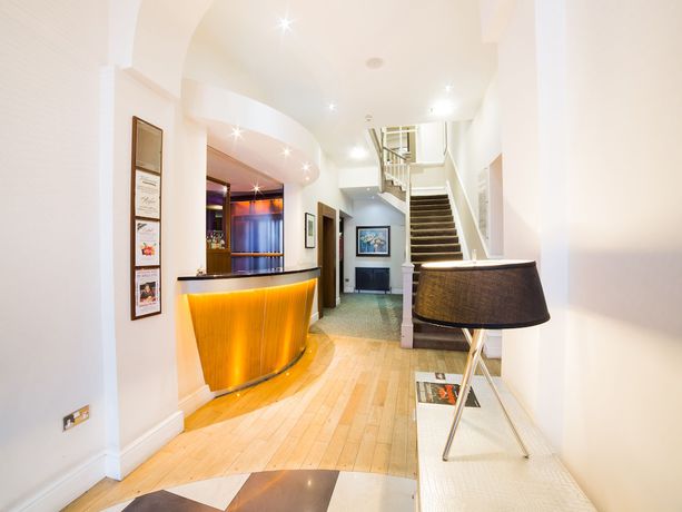 Imagen de los interiores del Hotel Oyo Imperial. Foto 20