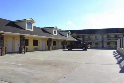 Imagen general del Hotel Oyo Ingleside Tx. Foto 3