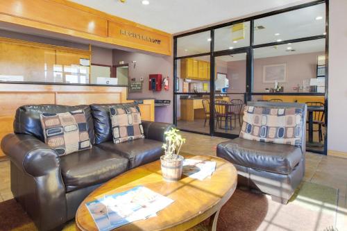 Imagen general del Hotel Oyo Ingleside Tx. Foto 4