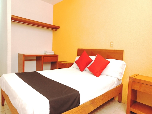 Imagen de la habitación del Hotel Oyo Italia. Foto 7