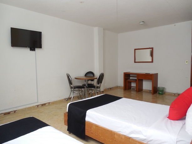 Imagen de la habitación del Hotel Oyo Italia. Foto 13