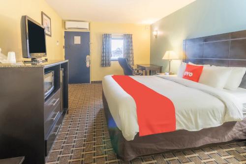 Imagen de la habitación del Hotel Oyo Knoxville Tn Cedar Bluff I-40. Foto 12