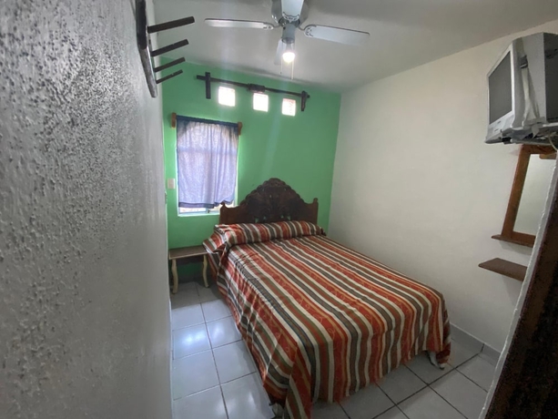 Imagen de la habitación del Hotel Oyo La Casita. Foto 14