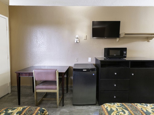 Imagen de la habitación del Hotel Oyo Lake Charles Hwy 10. Foto 12