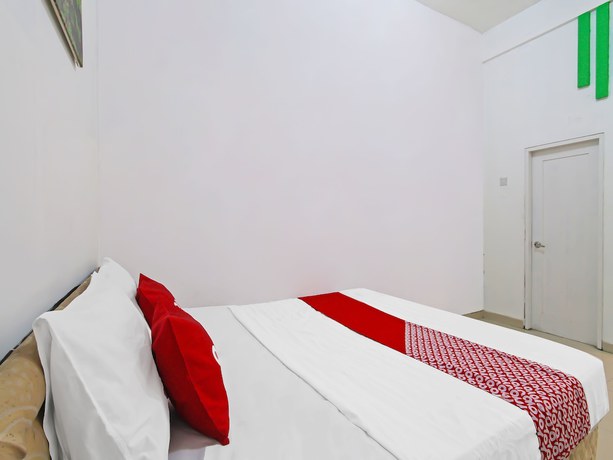 Imagen de la habitación del Hotel Oyo Life 91957 Roda Mas 2. Foto 12