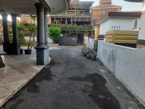Imagen general del Hotel Oyo Life 93160 Kost Jenny Karawang. Foto 2