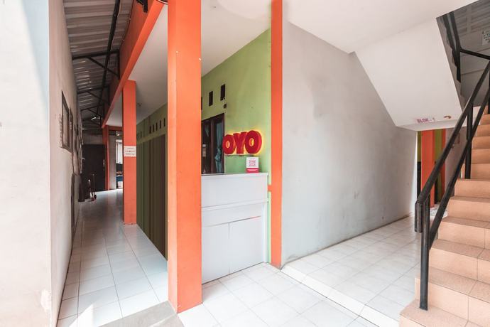 Imagen de los interiores del Hotel Oyo Living 1756 Amira Guest House. Foto 13