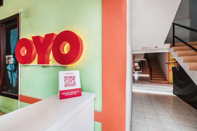 Imagen de los interiores del Hotel Oyo Living 1756 Amira Guest House. Foto 16