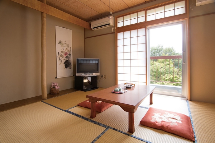 Imagen de la habitación del Hotel Oyo Mifuji. Foto 2