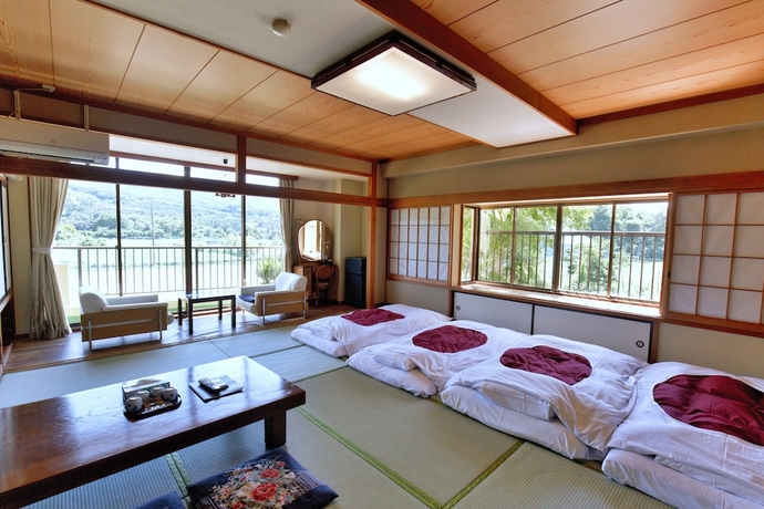 Imagen de la habitación del Hotel Oyo Mifuji. Foto 6