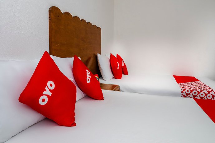 Imagen de la habitación del Hotel Oyo Miramar, Loreto. Foto 6
