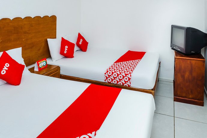 Imagen de la habitación del Hotel Oyo Miramar, Loreto. Foto 9