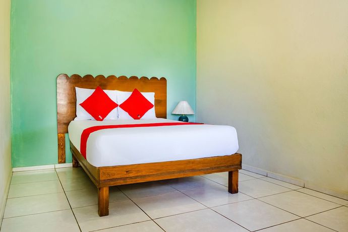 Imagen de la habitación del Hotel Oyo Miramar, Loreto. Foto 10